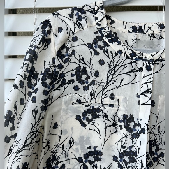 A.L.C. Silk black and white floral blouse size M - Picture 2 of 6